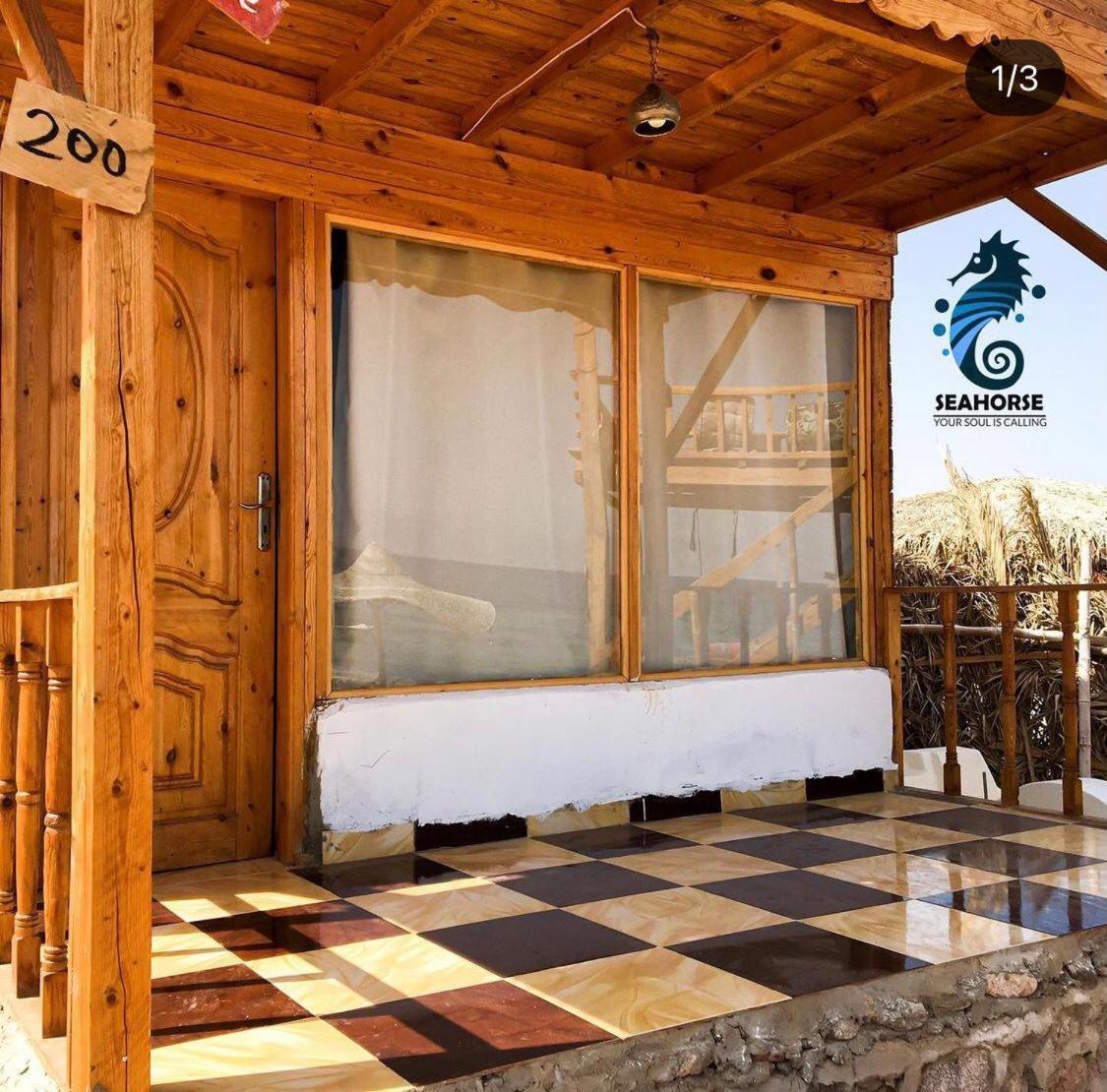 Sea Horse Hotel Nuweiba` Стая снимка